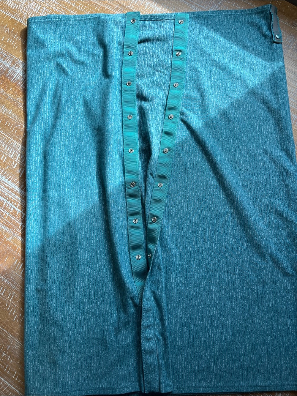 Lululemon Lightweight Teal Infinity Scarf for Women - Picture 3 of 6